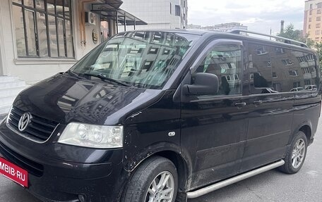 Volkswagen Multivan T5, 2004 год, 1 100 000 рублей, 4 фотография