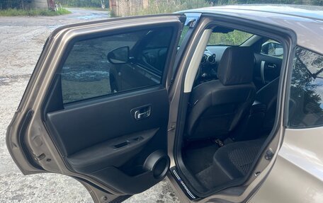 Nissan Qashqai, 2008 год, 900 000 рублей, 24 фотография