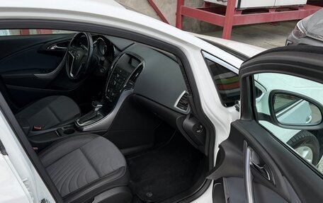 Opel Astra J, 2013 год, 1 050 000 рублей, 9 фотография