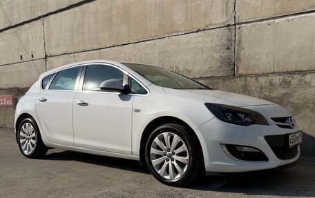 Opel Astra J, 2013 год, 1 050 000 рублей, 5 фотография