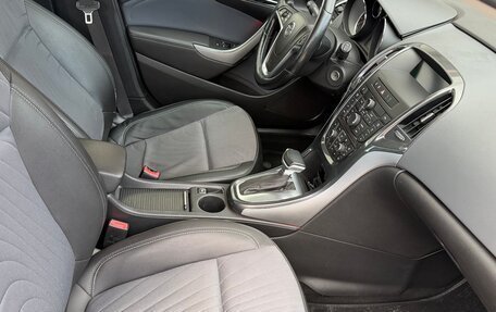Opel Astra J, 2013 год, 1 050 000 рублей, 10 фотография