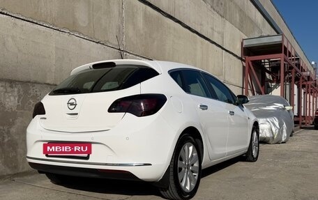 Opel Astra J, 2013 год, 1 050 000 рублей, 3 фотография