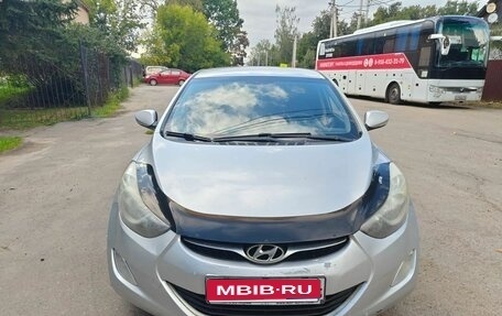 Hyundai Avante, 2010 год, 700 000 рублей, 1 фотография