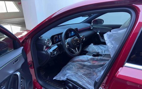 Mercedes-Benz A-Класс, 2022 год, 1 515 000 рублей, 10 фотография
