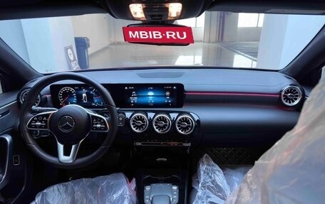 Mercedes-Benz A-Класс, 2022 год, 1 515 000 рублей, 12 фотография