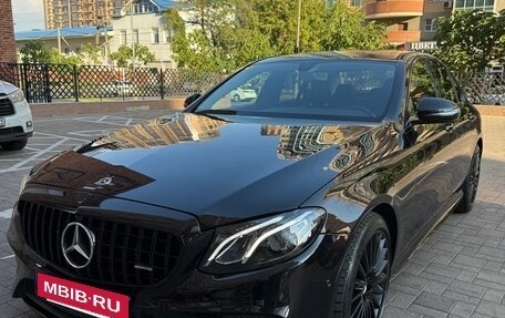 Mercedes-Benz E-Класс, 2017 год, 3 200 000 рублей, 10 фотография