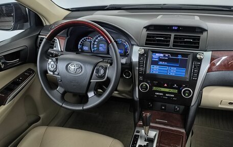 Toyota Camry, 2013 год, 1 950 000 рублей, 12 фотография