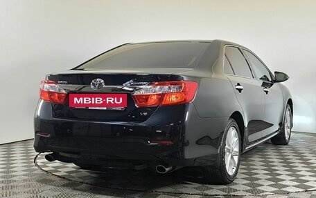 Toyota Camry, 2013 год, 1 950 000 рублей, 4 фотография