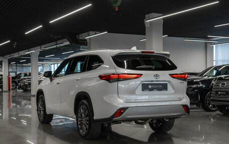 Toyota Highlander, 2025 год, 5 500 000 рублей, 4 фотография