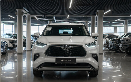 Toyota Highlander, 2025 год, 5 500 000 рублей, 3 фотография