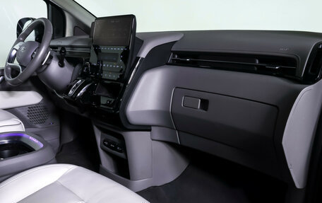 Hyundai Staria, 2021 год, 5 390 000 рублей, 10 фотография
