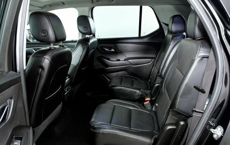 Chevrolet Traverse II, 2018 год, 2 598 000 рублей, 21 фотография