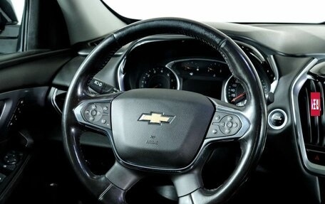 Chevrolet Traverse II, 2018 год, 2 598 000 рублей, 17 фотография