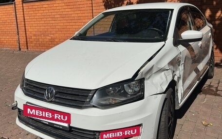 Volkswagen Polo VI (EU Market), 2015 год, 340 000 рублей, 2 фотография