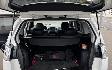 Mitsubishi Outlander III рестайлинг 3, 2012 год, 1 600 000 рублей, 16 фотография