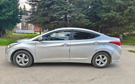 Hyundai Avante, 2010 год, 700 000 рублей, 7 фотография