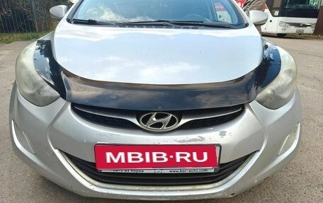 Hyundai Avante, 2010 год, 700 000 рублей, 9 фотография