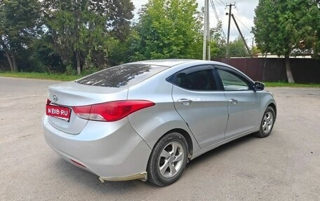 Hyundai Avante, 2010 год, 700 000 рублей, 4 фотография