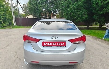 Hyundai Avante, 2010 год, 700 000 рублей, 5 фотография