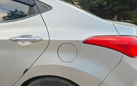 Hyundai Avante, 2010 год, 700 000 рублей, 14 фотография