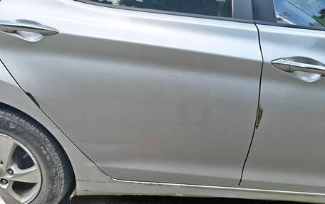 Hyundai Avante, 2010 год, 700 000 рублей, 13 фотография