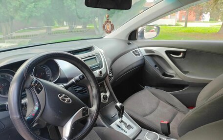 Hyundai Avante, 2010 год, 700 000 рублей, 23 фотография
