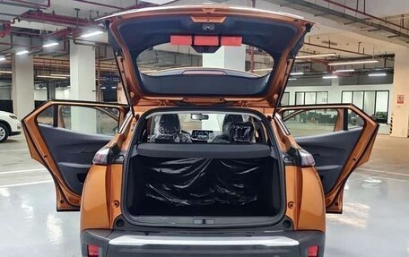 Peugeot 2008 II, 2022 год, 1 850 008 рублей, 11 фотография