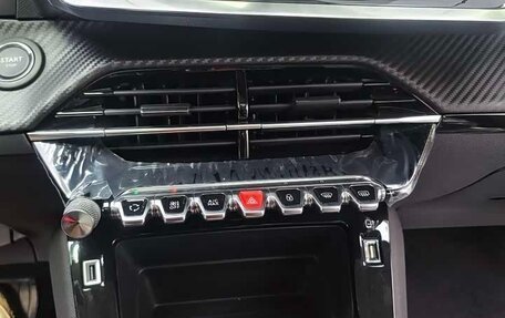 Peugeot 2008 II, 2022 год, 1 850 008 рублей, 19 фотография