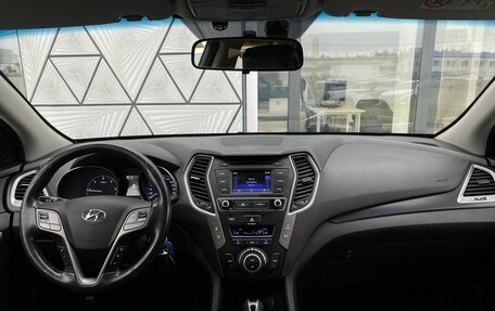 Hyundai Santa Fe III рестайлинг, 2017 год, 2 299 000 рублей, 11 фотография