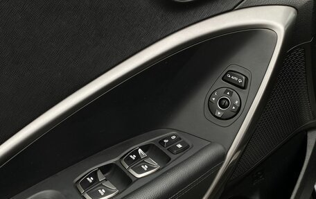 Hyundai Santa Fe III рестайлинг, 2017 год, 2 299 000 рублей, 18 фотография