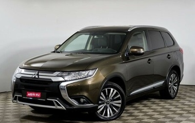 Mitsubishi Outlander III рестайлинг 3, 2018 год, 1 675 000 рублей, 1 фотография