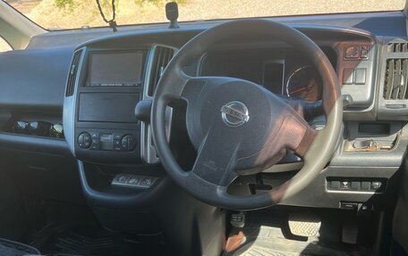 Nissan Serena III, 2009 год, 950 000 рублей, 7 фотография