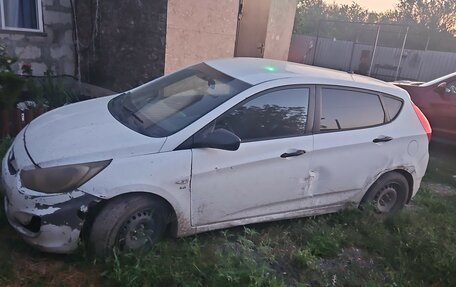 Hyundai Solaris II рестайлинг, 2014 год, 750 000 рублей, 3 фотография