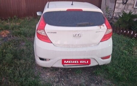 Hyundai Solaris II рестайлинг, 2014 год, 750 000 рублей, 4 фотография