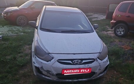 Hyundai Solaris II рестайлинг, 2014 год, 750 000 рублей, 2 фотография