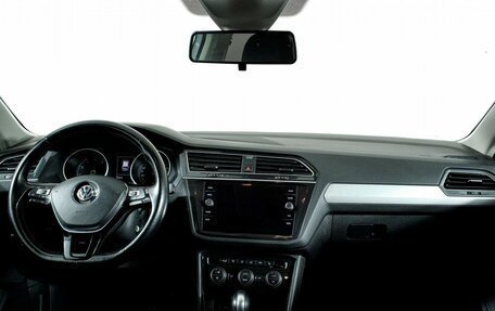 Volkswagen Tiguan II, 2019 год, 2 068 000 рублей, 14 фотография