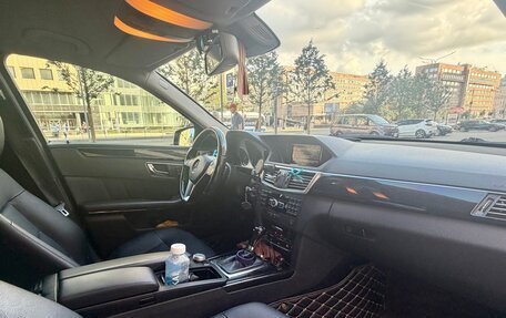 Mercedes-Benz E-Класс, 2011 год, 1 550 000 рублей, 6 фотография