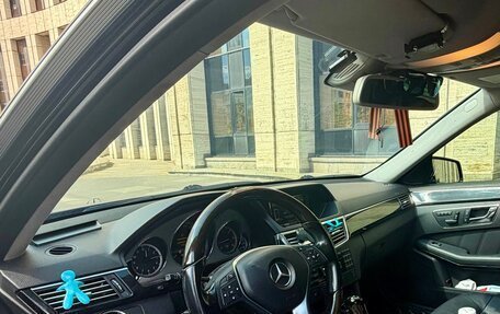 Mercedes-Benz E-Класс, 2011 год, 1 550 000 рублей, 8 фотография