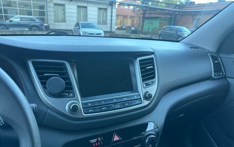 Hyundai Tucson III, 2016 год, 2 250 000 рублей, 14 фотография