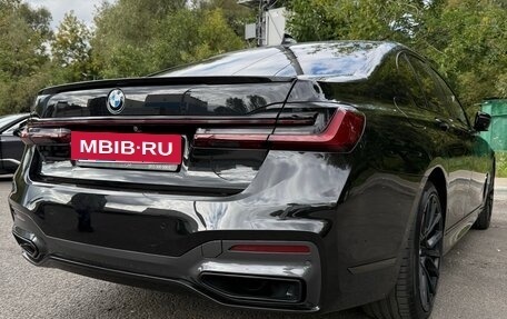 BMW 7 серия, 2019 год, 4 600 000 рублей, 2 фотография