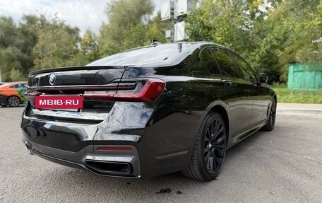 BMW 7 серия, 2019 год, 4 600 000 рублей, 11 фотография