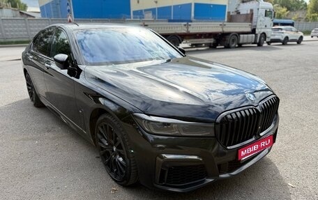 BMW 7 серия, 2019 год, 4 600 000 рублей, 14 фотография