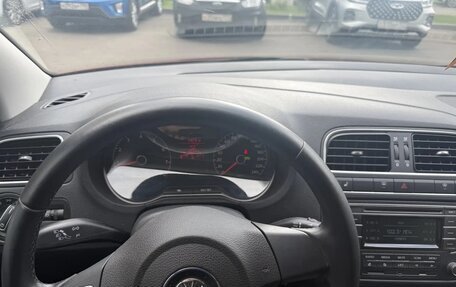 Volkswagen Polo VI (EU Market), 2013 год, 1 100 000 рублей, 16 фотография
