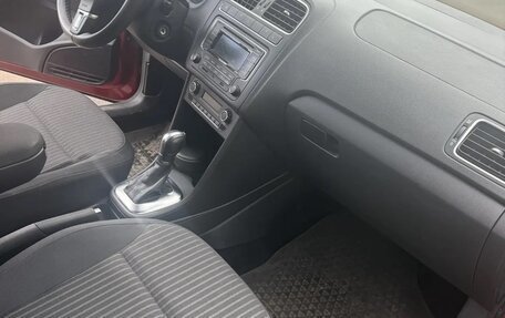 Volkswagen Polo VI (EU Market), 2013 год, 1 100 000 рублей, 11 фотография