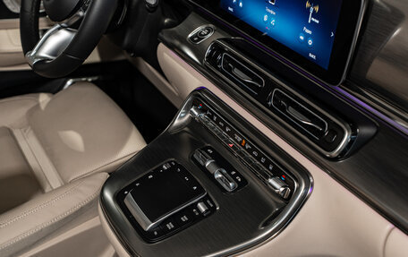 Mercedes-Benz V-Класс, 2024 год, 14 317 000 рублей, 19 фотография