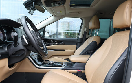 KIA Carnival, 2021 год, 3 498 000 рублей, 18 фотография