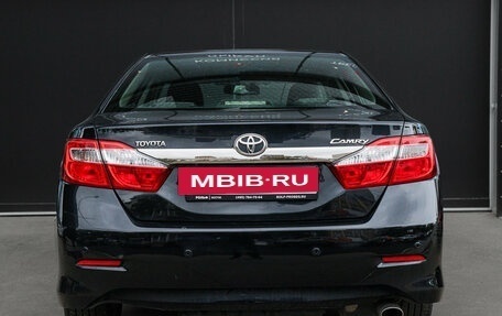 Toyota Camry, 2013 год, 1 830 000 рублей, 5 фотография