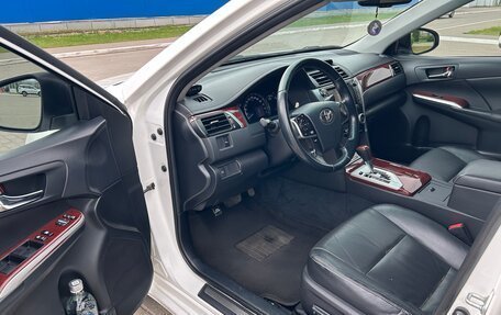 Toyota Camry, 2012 год, 1 777 000 рублей, 14 фотография