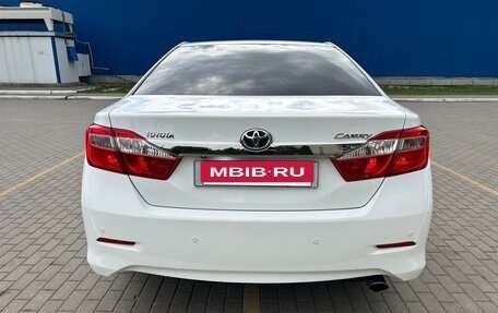Toyota Camry, 2012 год, 1 777 000 рублей, 5 фотография