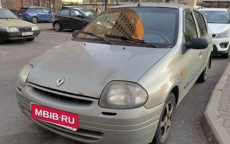 Renault Clio III, 2002 год, 90 000 рублей, 2 фотография